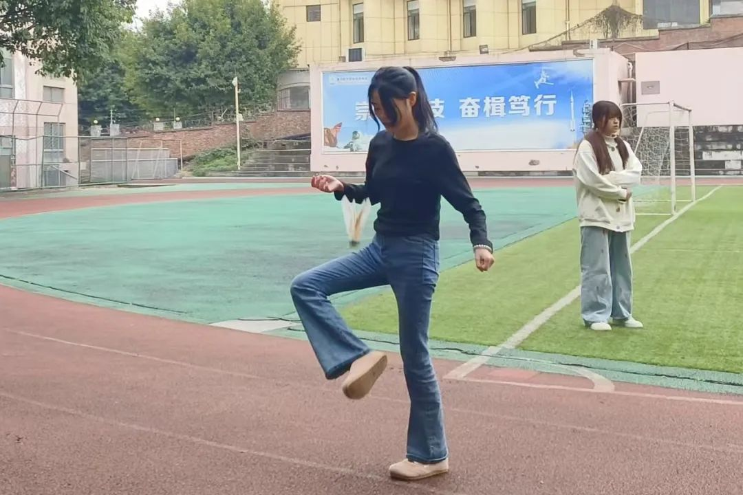 dCvE_1746527639675061838.png